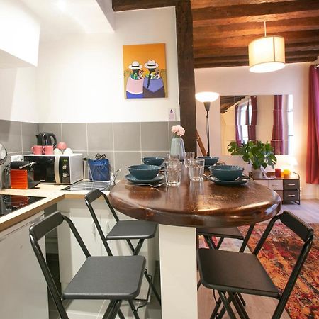 Authentic Apartment In Center Of Parisian Marais Exteriér fotografie