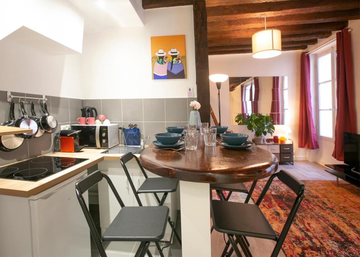 Authentic Apartment In Center Of Parisian Marais Exteriér fotografie