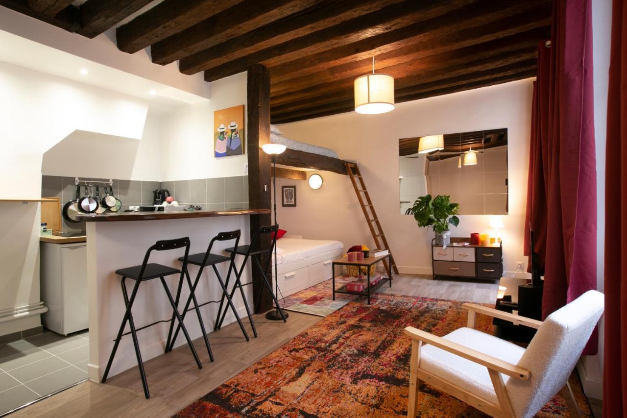 Authentic Apartment In Center Of Parisian Marais Exteriér fotografie